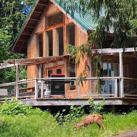 Ocean Views & Sunset Beach Cabin With Soaker Tub & Fire Pit Villa Powell River Exterior photo