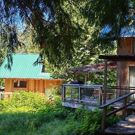 Ocean Views & Sunset Beach Cabin With Soaker Tub & Fire Pit Villa Powell River Exterior photo