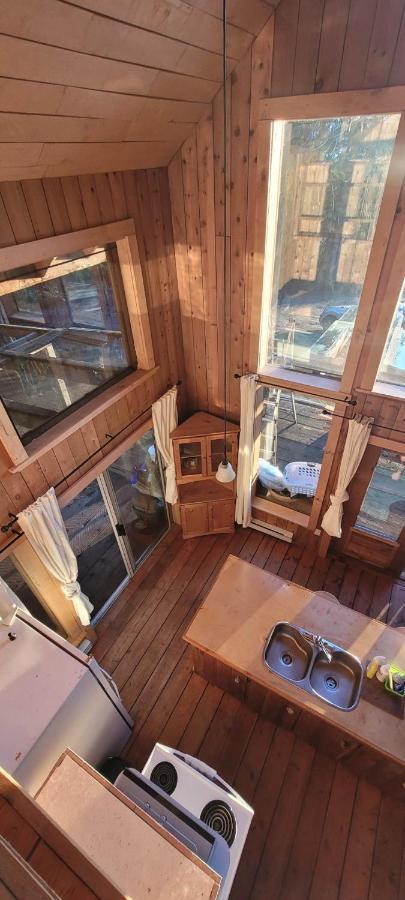 Ocean Views & Sunset Beach Cabin With Soaker Tub & Fire Pit Villa Powell River Exterior photo